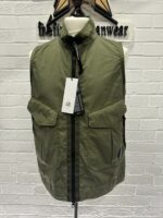 CP company Taylon P vest in Green  - Size 50 / Large / p2p 22” - Image 8