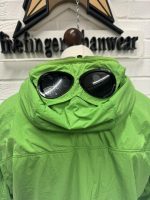CP COMPANY G.D.P POLARTEC GOGGLE JACKET IN GREEN - Image 2