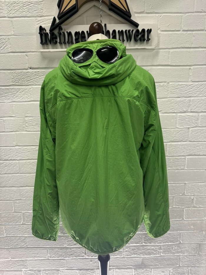 CP COMPANY G.D.P POLARTEC GOGGLE JACKET IN GREEN - Image 11