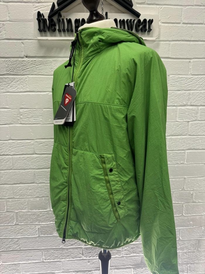 CP COMPANY G.D.P POLARTEC GOGGLE JACKET IN GREEN - Image 13