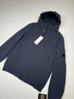 CP Company  C.P. Shell-R fleece lined Jacket in Navy  


Eu 48 / Medium / P2P 21”