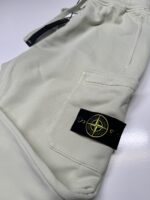 64451 Cargo jogging trousers in cotton fleece. 



Medium / w32” - Image 4