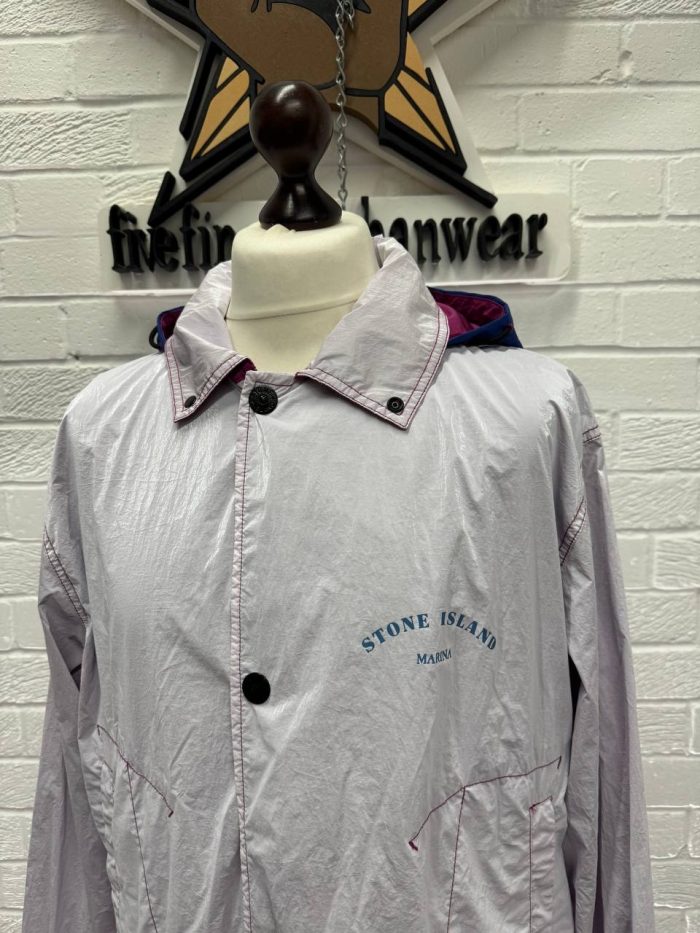 432X1 STONE ISLAND MARINA_RIP STOP PRISMATICO LIGHT PURPLE JACKET - Image 9