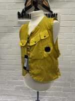 Taylon P Mixed Utility Vest in golden nugget - Image 10