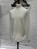 CP company metropolis series cotton crepe knit. 


Size 54 / XXL / p2p 23.5” - Image 7