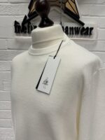 CP company metropolis series cotton crepe knit. 


Size 54 / XXL / p2p 23.5” - Image 5