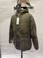 CP Company 252A Flatt Nylon Long down hooded jacket in Green - Image 6