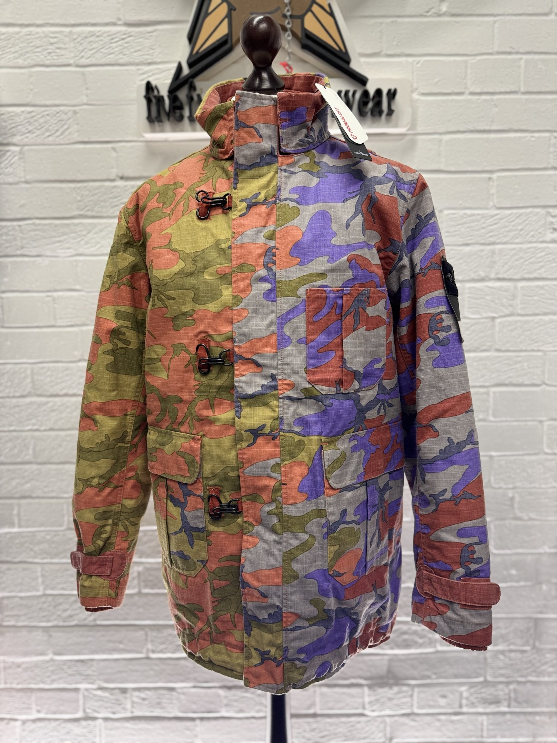 ジャケット・アウター Stone  Heritage Camo Nylon Jacket Stone Island - S.I. Heritage Camo Ripstop Nylon Down Jacket