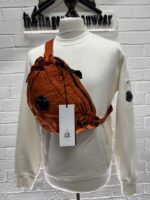 Cp Company cross bag in nylon B.  Colour - Pumkin Orange - Image 3