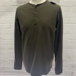 CP Company Henley brushed jersey Longsleeve T-shirt in Green 

Large / 21.5” p2p