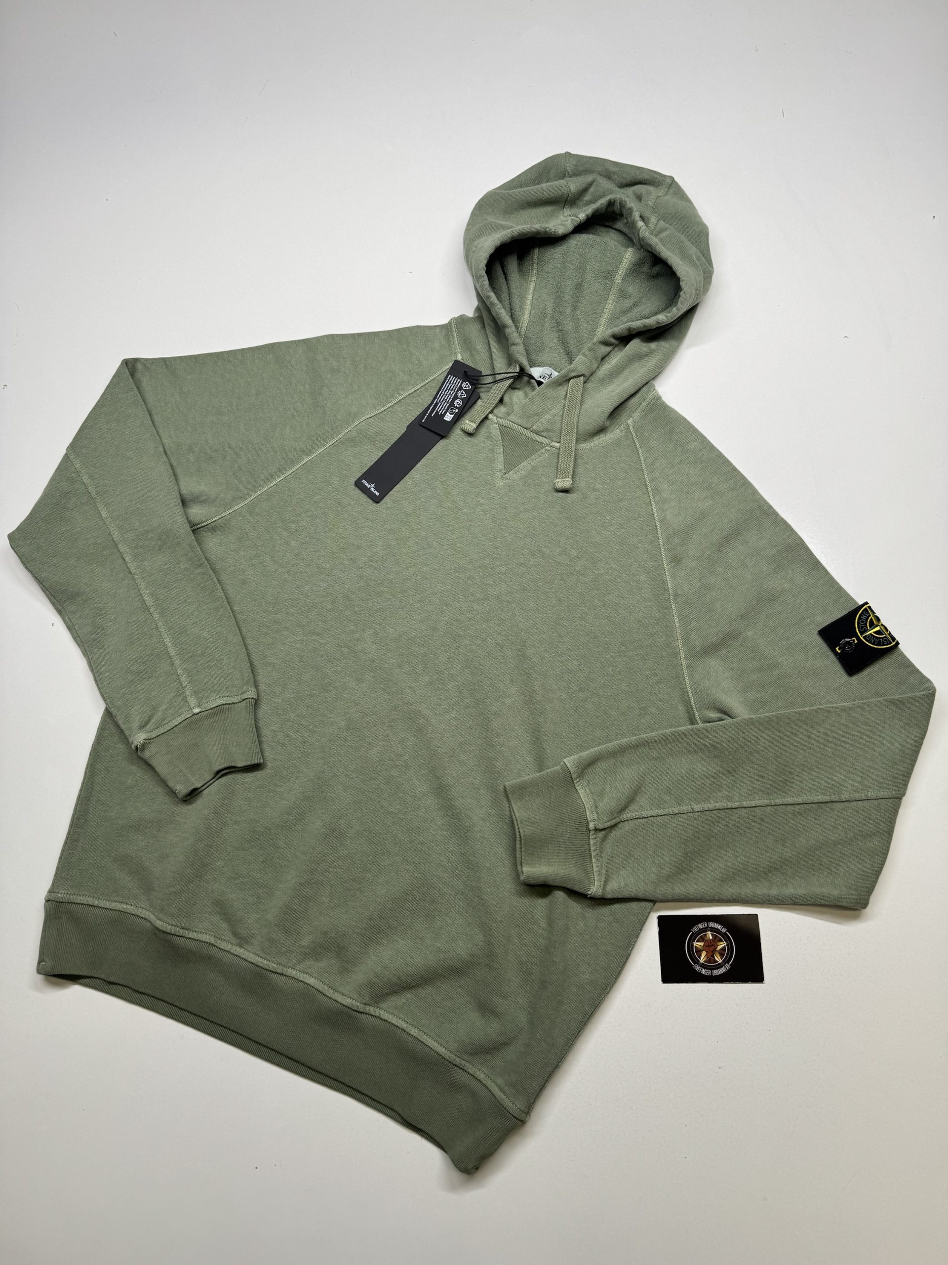 img_7707 STONE ISLAND 62160 MALFILE' FLEECE_ GARMENT DYED 'OLD' EFFECT: Hooded sweatshirt in malfilé fleece.
Large / P2P 22.5” - Image 1