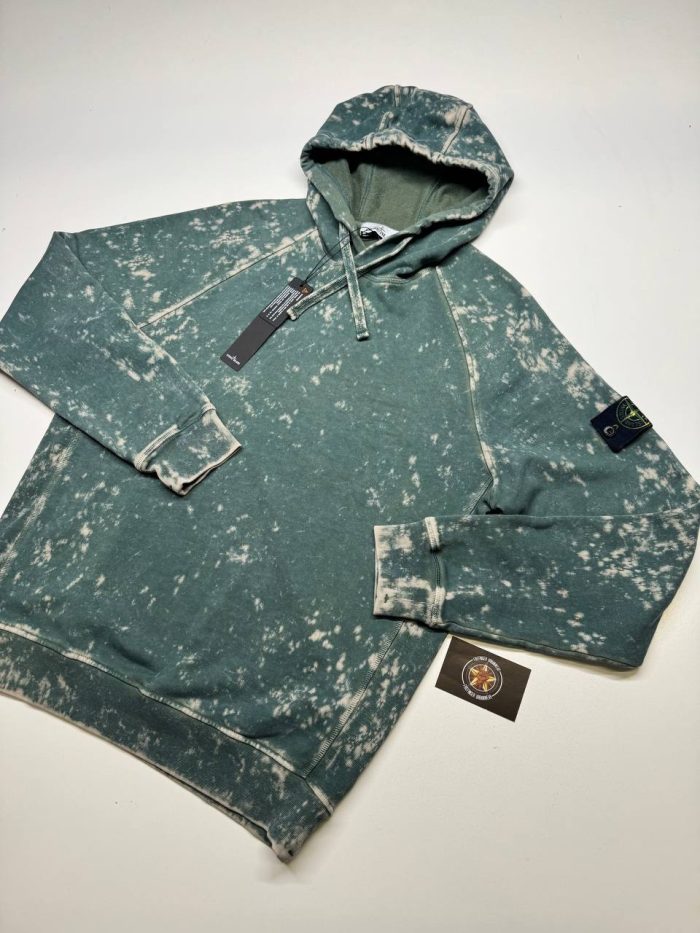 STONE ISLAND 61338 COTTON FLEECE + OFF-DYE OVD TREATMENT HOODED SWEATSHIRT. 

Size. Large 23.5”” p2p - Image 1
