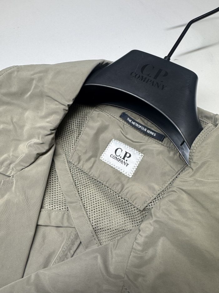 Cp Company 175A Metropolis memri Long Jacket in Seneca Rock. - Image 3