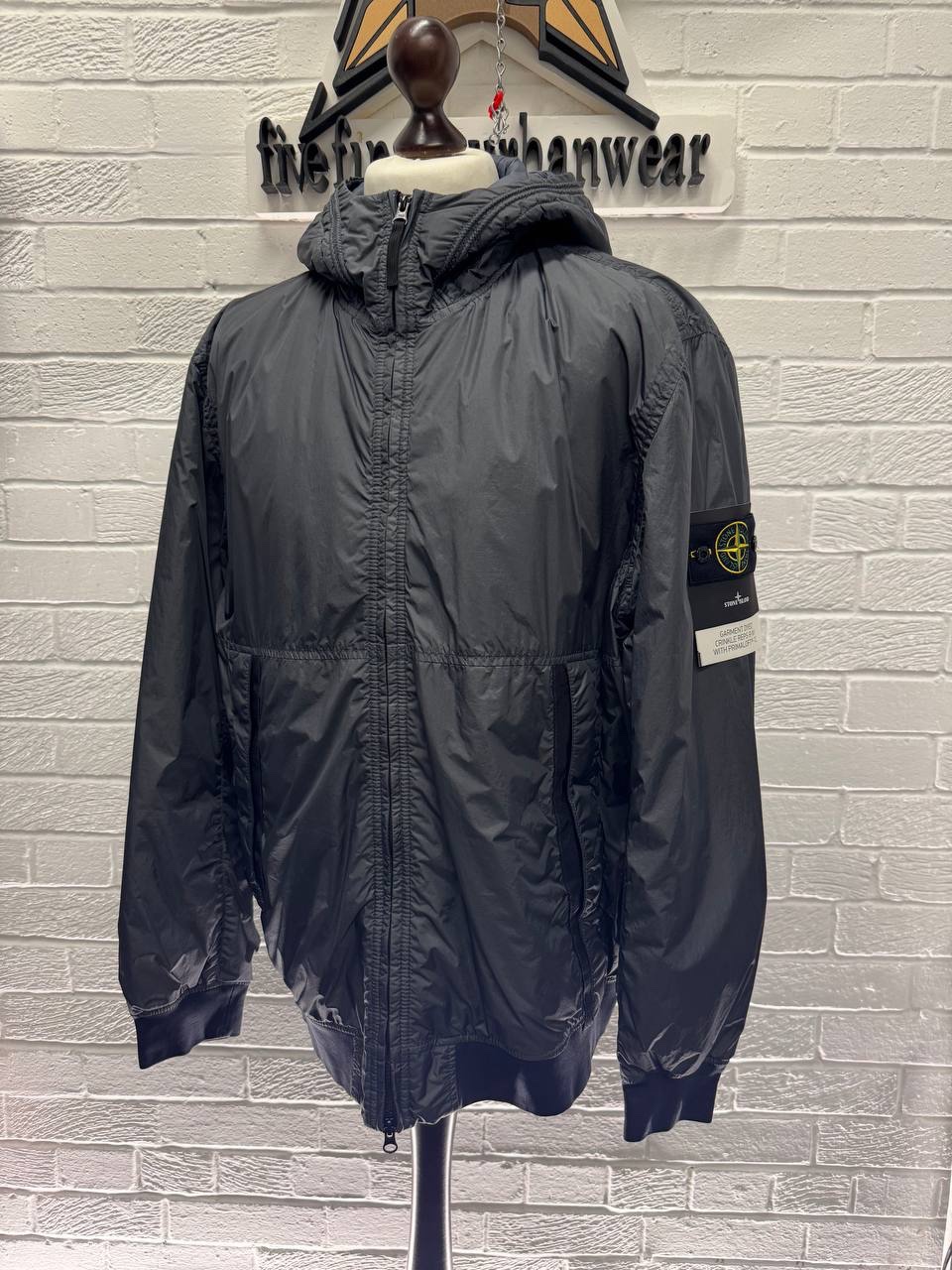 STONE ISLAND 40823 GARMENT DYED CRINKLE REPS RECYCLED NYLON WITH