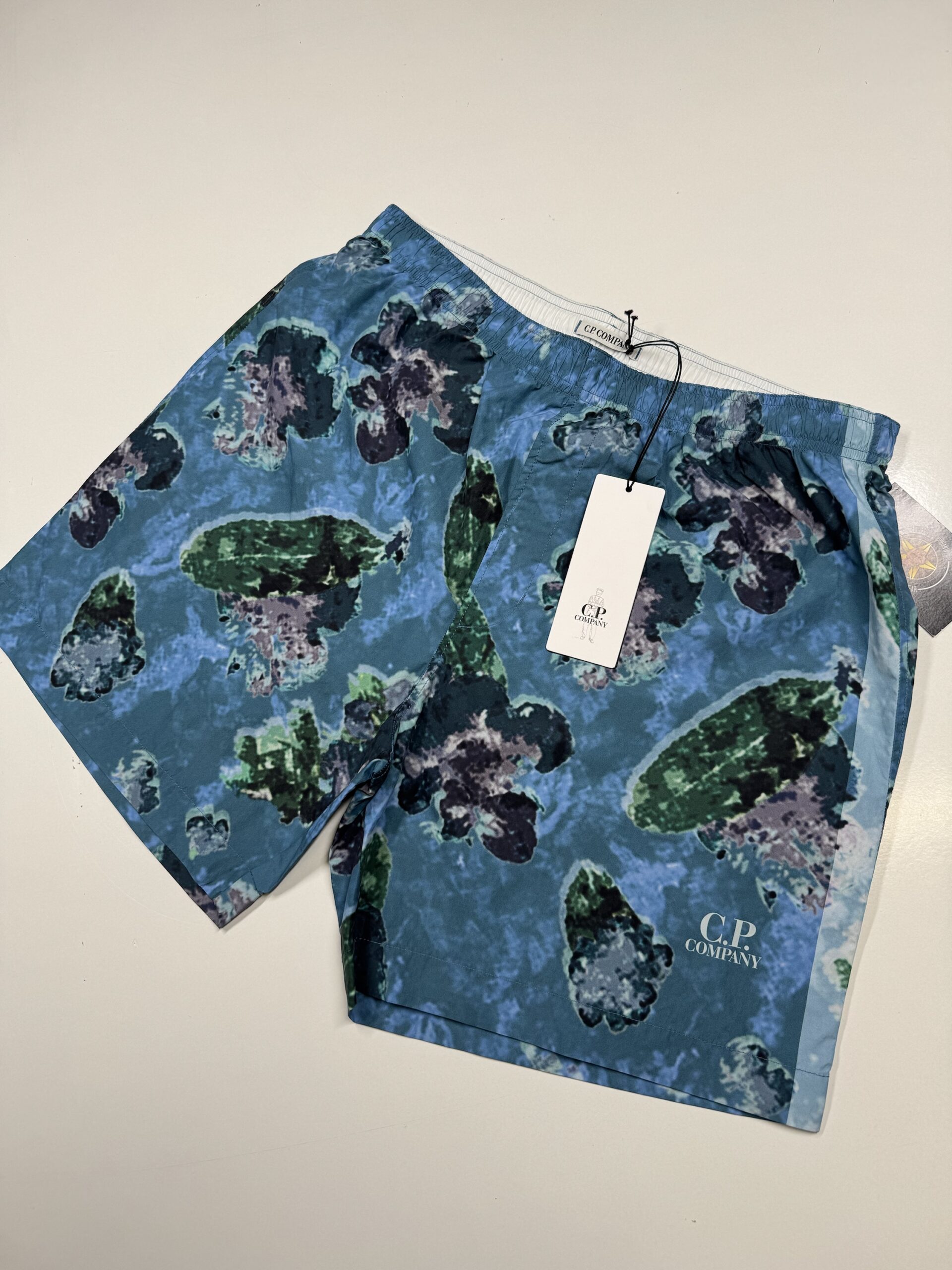 img_4357 C.P. Company flatt Nylon flower print shorts in surf blue - Size 48 / Medium / w32” - Image 1