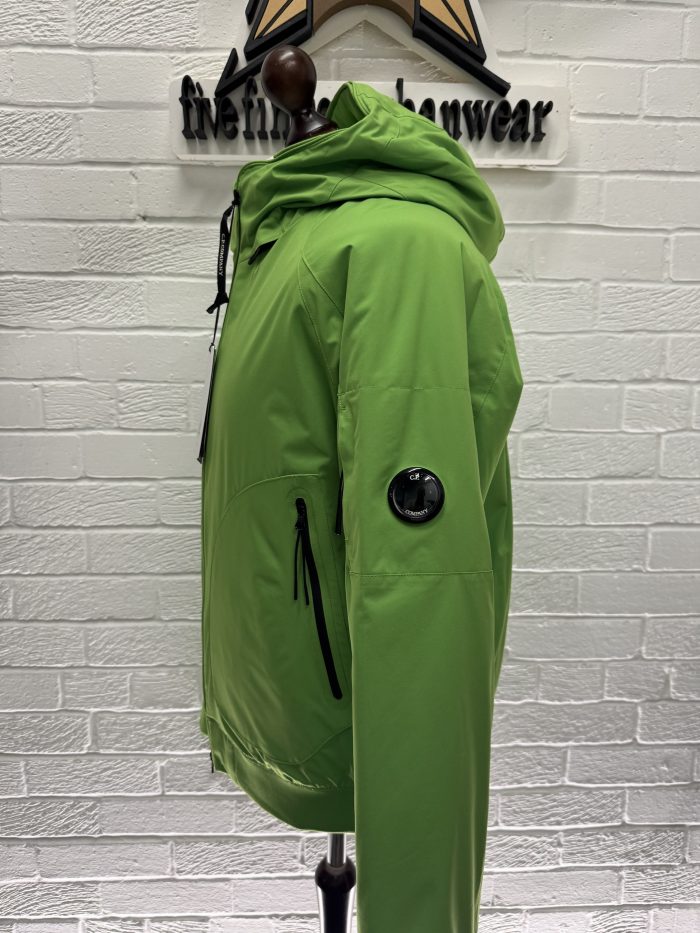 C.P. COMPANY 173A Pro-Tek Hooded Primaloft Padded Jacket in classic green. - Image 10