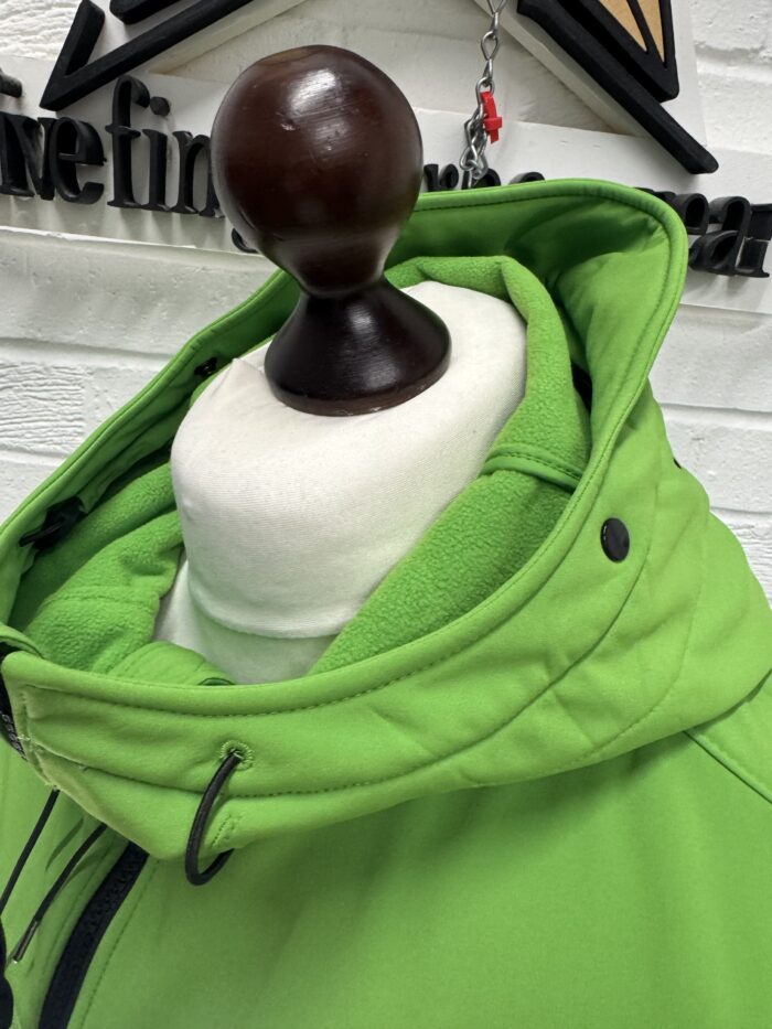 CP Company  002A C.P. Shell-R Goggle Jacket in Classic Green - Image 8