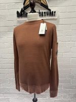 CP Company fast dyed merino wool Plain Jumper  - Rouge - Image 3