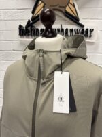 CP COMPANY 002A STRETCH COTTON FLEECE HOODED OPEN SWEATSHIRT PERTEX JACKET IN SILVER SAGE - Image 7