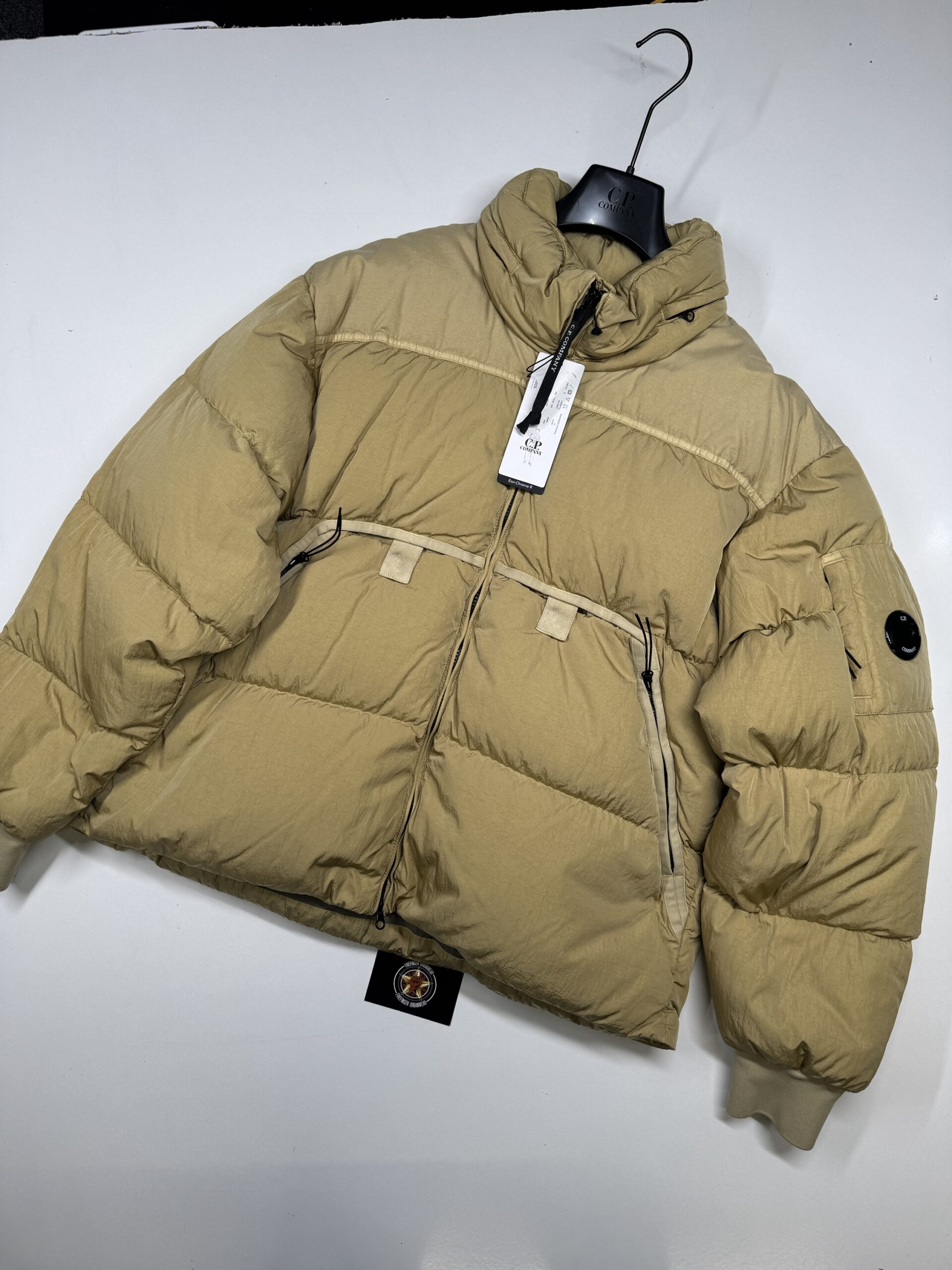 img_9214 CP COMPANY 175A Eco-Chrome R Down Jacket in Khaki - Image 1