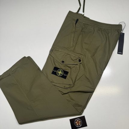 Stone Island 30203 Cargo trousers in light stretch cotton tela - Green V0058