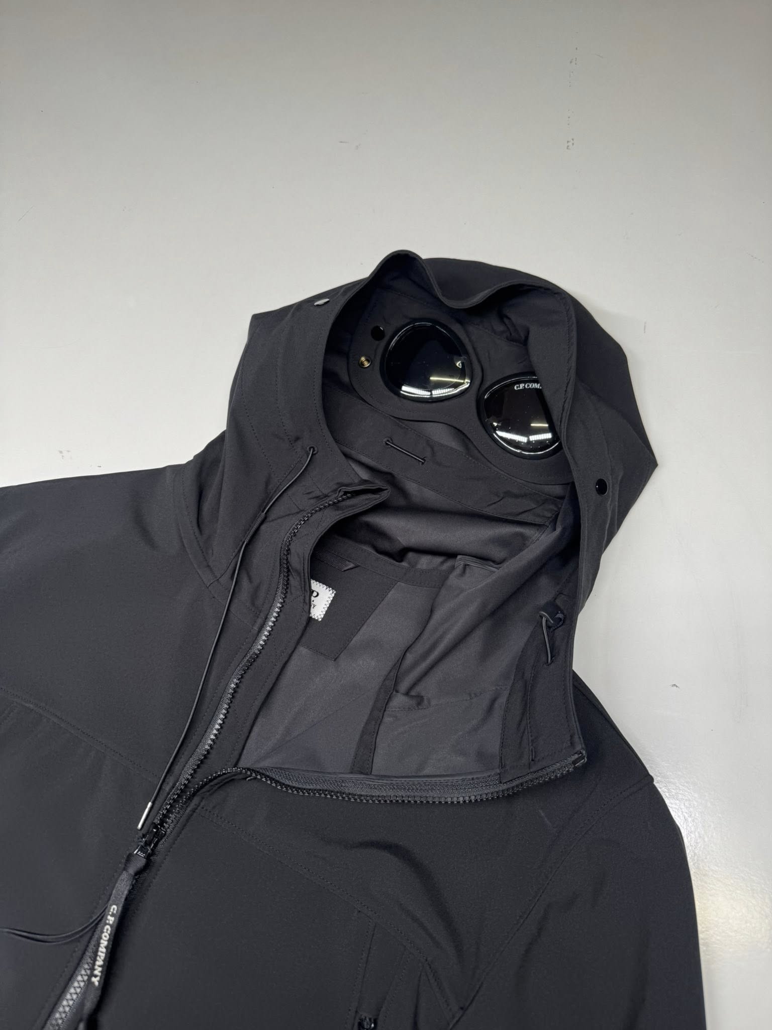 Cp Company Black Soft Shell R 正規品 ボーナスあり C.P. Company C.P. ジャケット Shell-R Goggle ジャケット