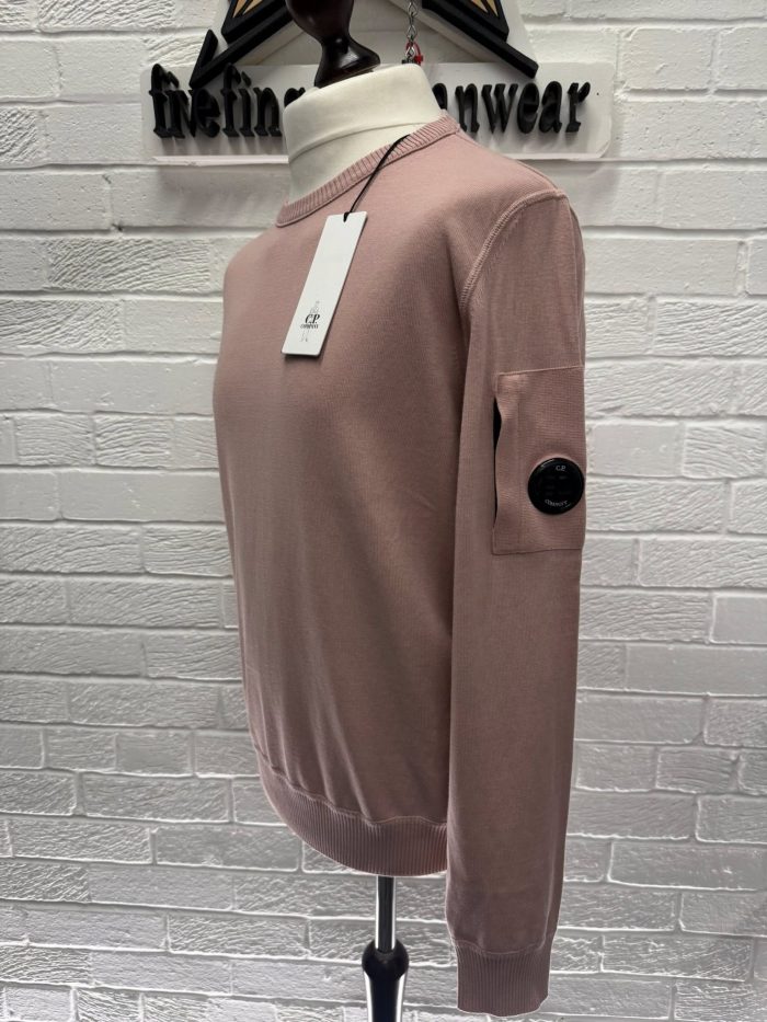 CP company cotton crepe crew knit in Dusty Pink - Image 2