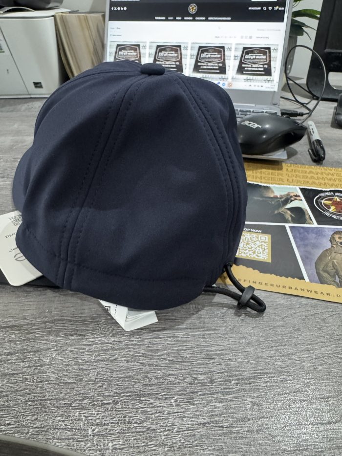 STONE ISLAND 99227 LIGHT SOFT SHELL-R CAP IN NAVY - LARGE - Image 4