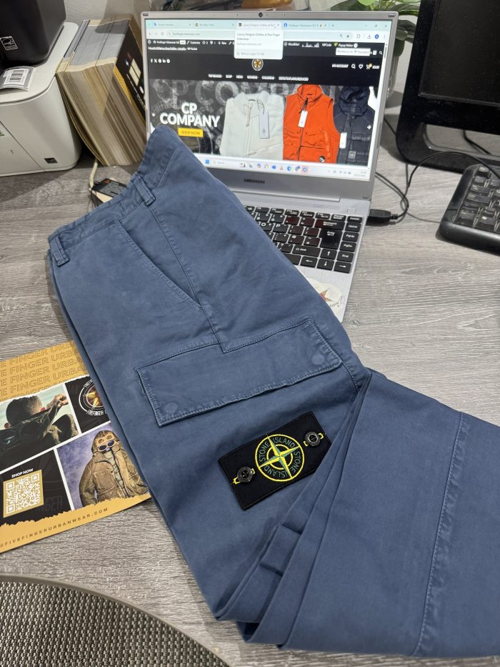 STONE ISLAND 30604 STRETCH BROKEN TWILL, GARMENT DYED 'OLD' EFFECT CARGO PANT - BLUE - Image 1