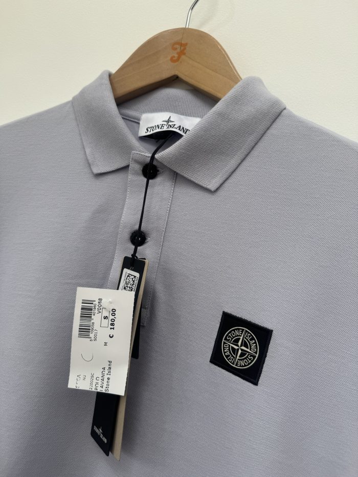 STONE ISLAND 22002SC ORGANIC COTTON ELASTANE PIQUE TIPPED POLO SHIRT IN LAVENDER  - Small / P2P 20” - Image 3