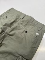 CP COMPANY COTTON GABARDINE CARGO SHORTS IN GREEN - Image 4