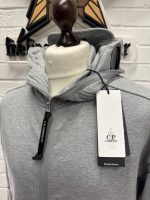 CP Company Diagonal Raised Fleece goggle Hood Open Zipped Sweatshirt in Grey - Image 6