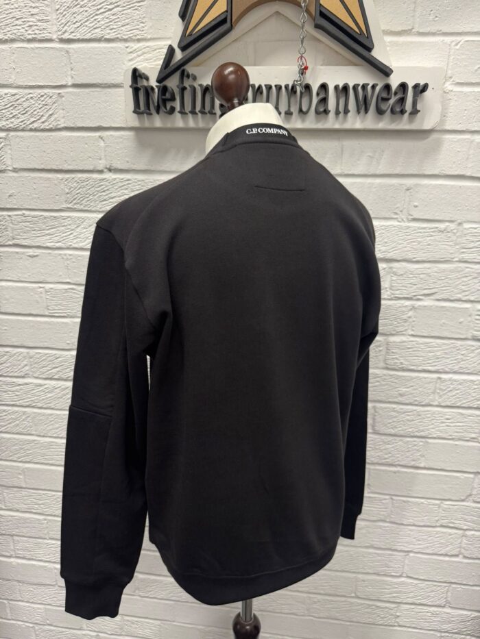 Brand new Season -  CP Company Brushed & Emerized Diagonal Fleece Sweatshirt - Black - Image 6