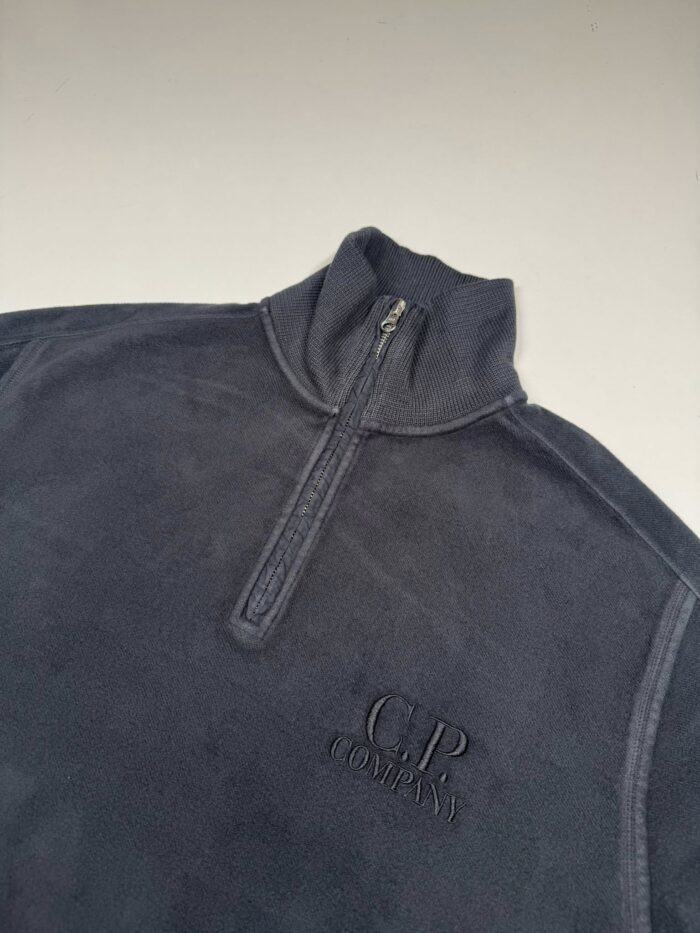 CP Company 1/4 zip Brushed & Emerized Diagonal Fleece Sweatshirt in Charcoal - Image 2
