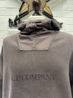 CP Company Brushed & Emerized Diagonal Fleece hooded Sweatshirt in Mauve - Image 10