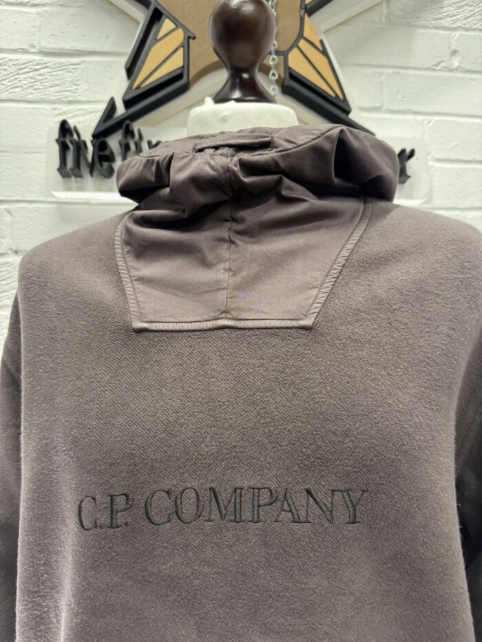 CP Company Brushed & Emerized Diagonal Fleece hooded Sweatshirt in Mauve - Image 10