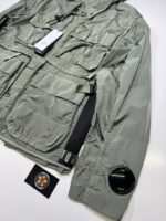 CP COMPANY Chrome-R 500 MIGLIA Goggle Jacket in green      -     Size 50 / Large. / 23” p2p - Image 2