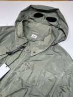 CP COMPANY Chrome-R 500 MIGLIA Goggle Jacket in green      -     Size 50 / Large. / 23” p2p - Image 9