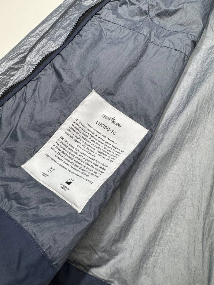 Stone Island 43034 Lucido-TC_Packable Hooded Jacket in Lucido-TC      Blue  / V0024 - Image 9