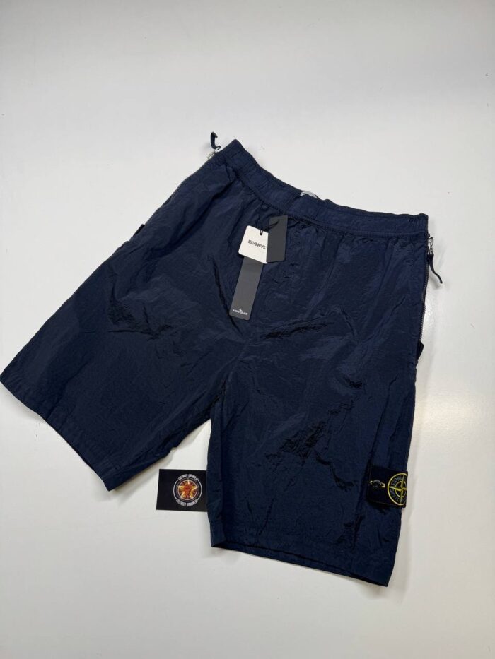 STONE ISLAND L0319 NYLON METAL IN ECONYL® REGENERATED NYLON SHORTS IN NAVY - Image 1