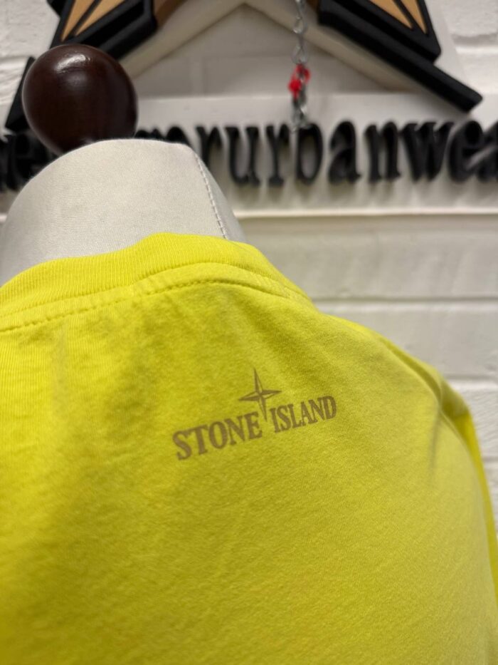 STONE ISLAND 2NS65 ‘BLOCK ONE’ SHORT SLEEVE T-SHIRT IN YELLOW Large  / P2P 21.5” - Image 5