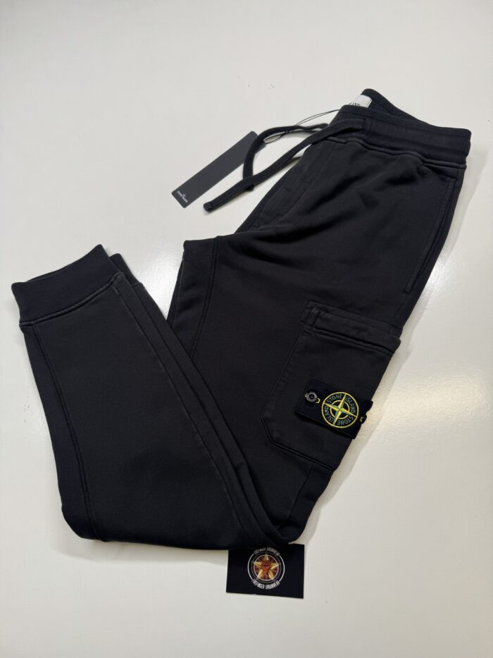 STONE ISLAND 64551 COTTON FLEECE GARMENT DYED Jogging trousers in cotton fleece - Black 

Small / w30” - Image 1