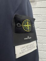 STONE ISLAND 40327 LIGHT SOFT SHELL-R_E.DYE® TECHNOLOGY IN RECYCLED POLYESTER

-Navy 




Medium / 22.5” p2p - Image 8