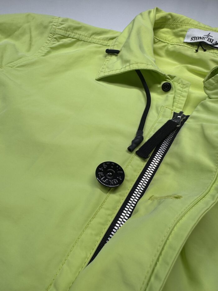 STONE ISLAND 41022 MICRO REPS JACKET IN BRIGHT GREEN - Image 9