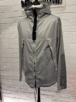 C.P. COMPANY 220A 50 FILI GUM GOGGLE JACKET IN DRISSLE GREY - Image 8