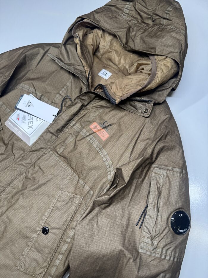 CP Company 091A Goretex Infinium Mixed Hooded 2 in 1 Jacket. - Image 2