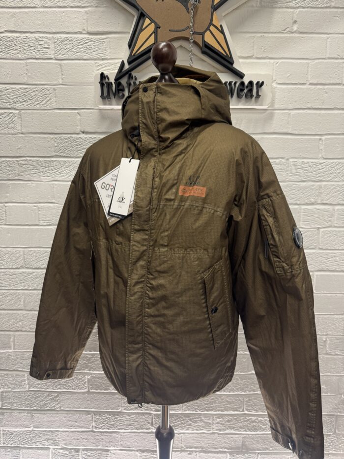 CP Company 091A Goretex Infinium Mixed Hooded 2 in 1 Jacket. - Image 10