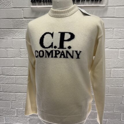 C.P. Company Knitwear crew neck lambswool pull over - 

Size 46 / Small / 21”