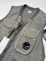 C.P. COMPANY 255A Ba-Tic Vest

Size 44 / XS / 20.5” p2p - Image 2