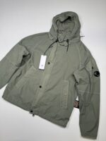 CP Company 221A FLATT NYLON hooded Jacket in green